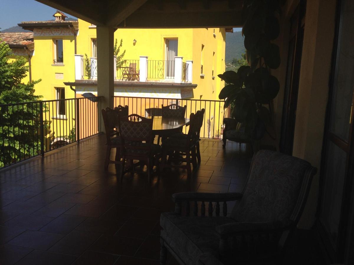 Tenuta Margherita Pensionat Salò Exteriör bild