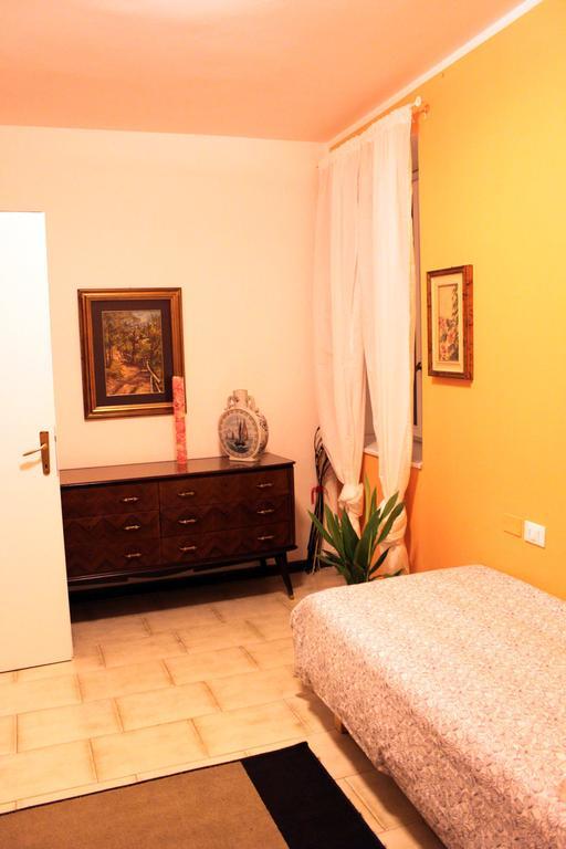 Tenuta Margherita Pensionat Salò Rum bild